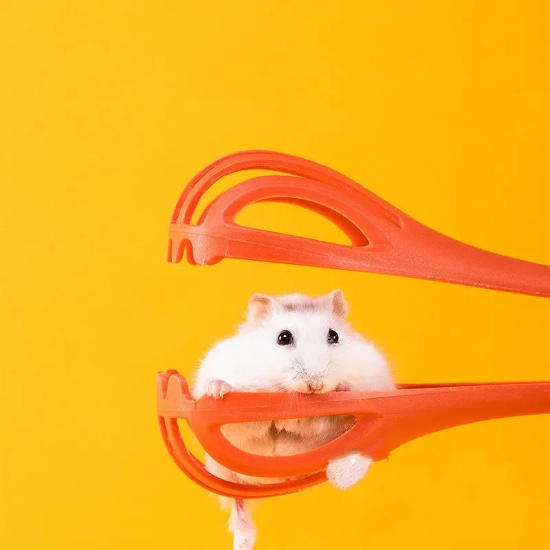 Anti-Bite Hamster Clip