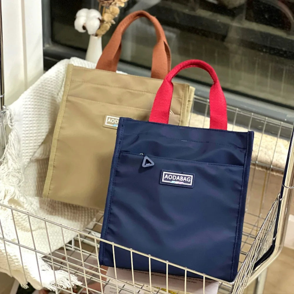 Canvas Chic Lunch Box Bag