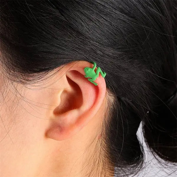 Gothic Green Frog Ear Clip