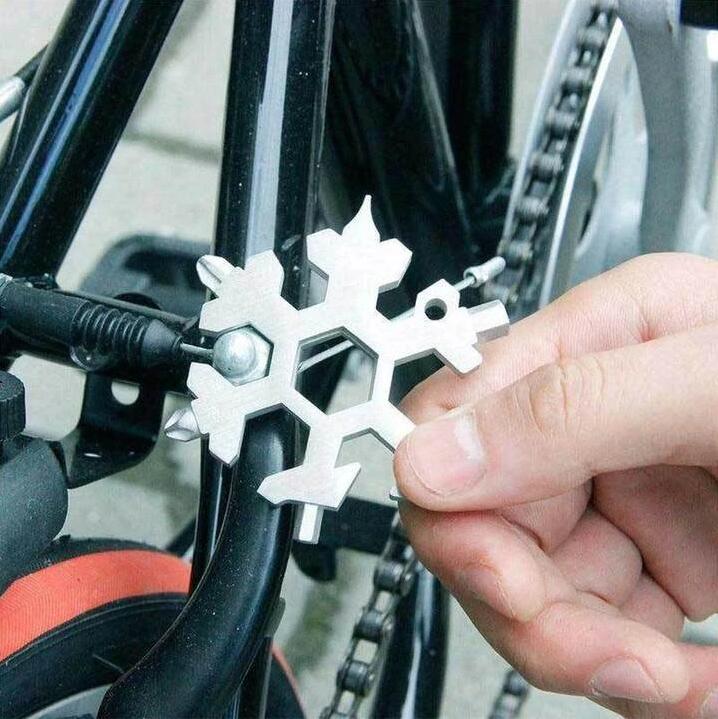 18-in-1 stainless steel snowflakes multi-tool