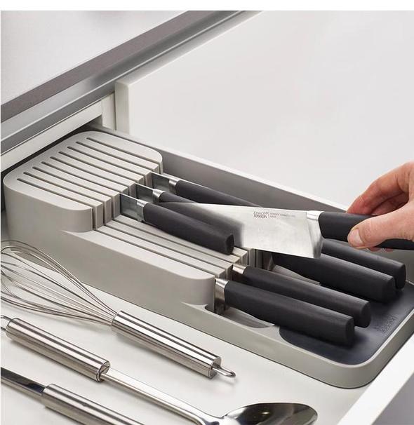 Compact Cutlery Organizer