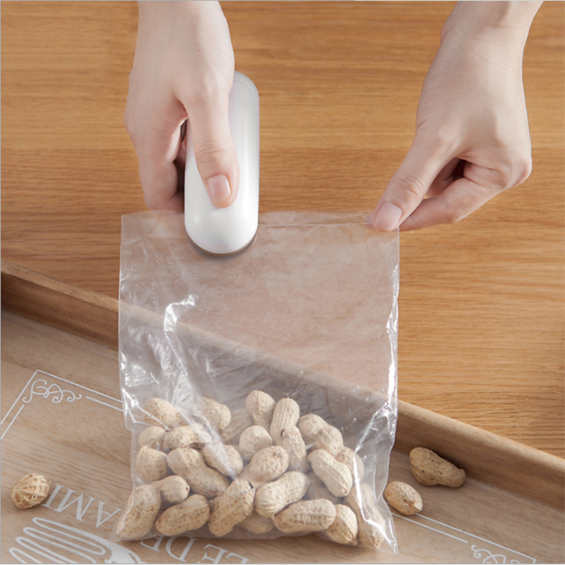 Portable Mini Heat-Sealing Food Saver