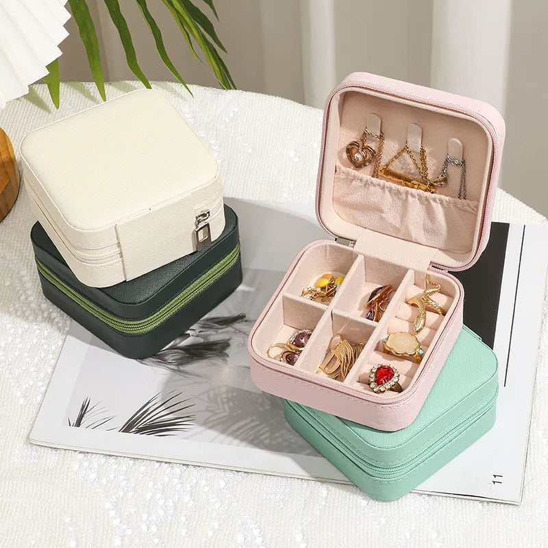 GlamourGrip™ Deluxe Jewelry Storage Box