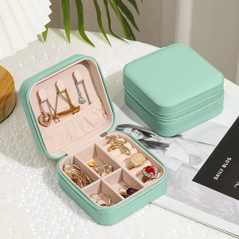 GlamourGrip™ Deluxe Jewelry Storage Box