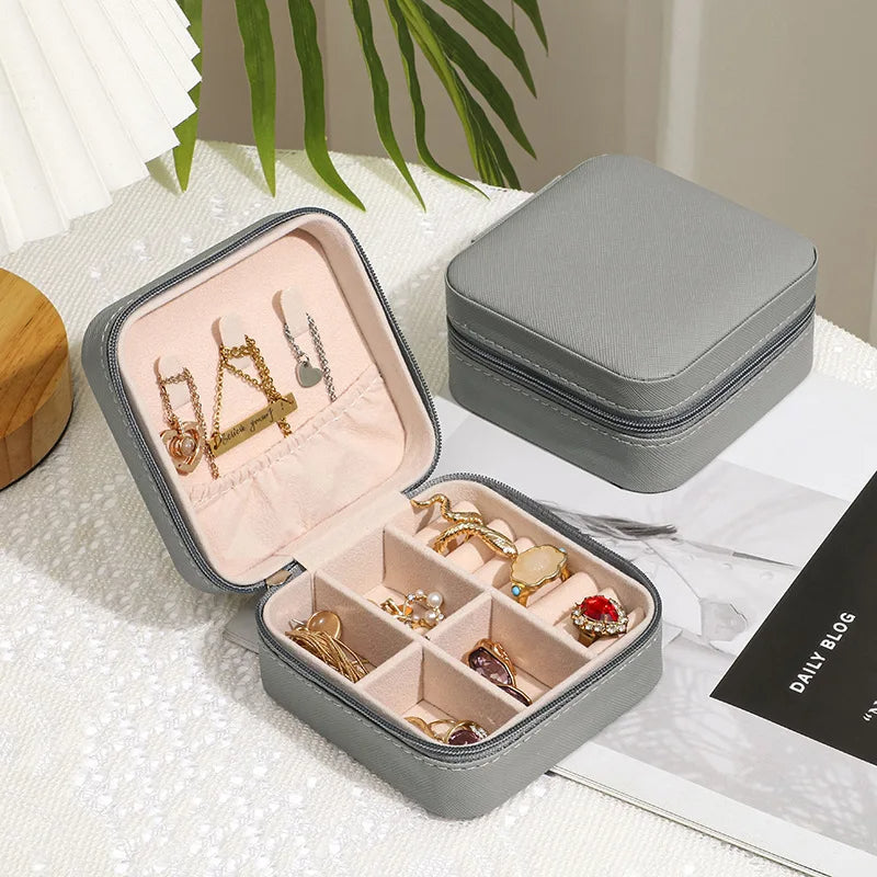 GlamourGrip™ Deluxe Jewelry Storage Box